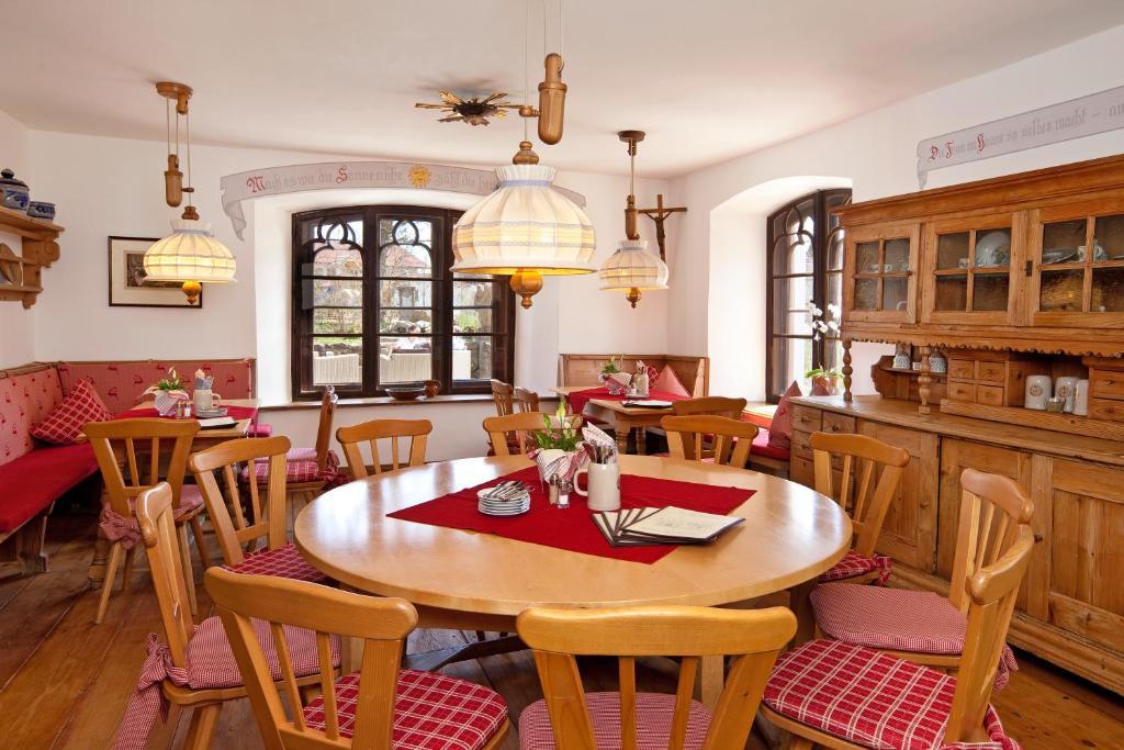 Schloss Zu Hopferau Extérieur photo